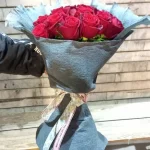 گل فروشی اندیا دسته گل و سبد گل در غرب تهران چیتگر