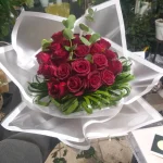 گل فروشی اندیا دسته گل و سبد گل در غرب تهران چیتگر
