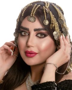 سالن ‏زیبایی ‏عسل ‏چشم ‏رنگ ‏و ‏مش ‏و ‏کراتین ‏و ‏میکاپ ‏و ‏شینیون ‏تخصصی ‏عروس ‏در شیراز ‏بلوار ‏پاسارگاد